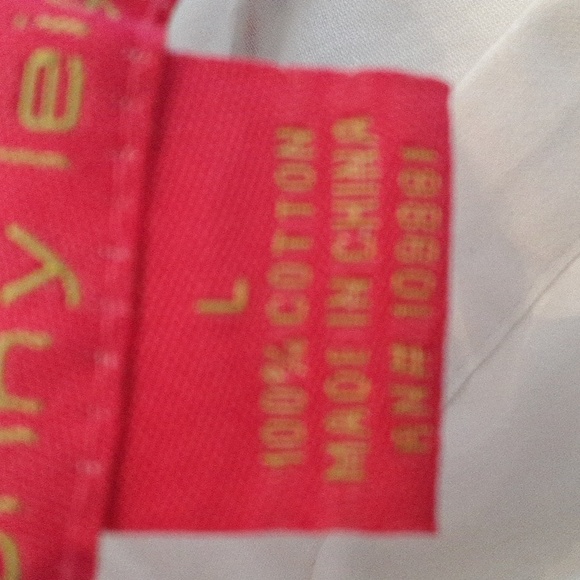 SUNNY LEIGH Light Cotton Sleeveless Ruffled Collar Fitted Blouse - Picture 12 of 12